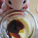 おやつ カフェ ニコプラス - カラメルソースをとろり