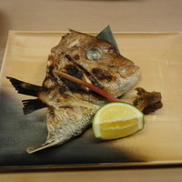 割烹 白鷹 - 鯛の甲焼き