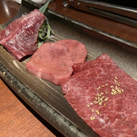 蕃 YORONIKU - 