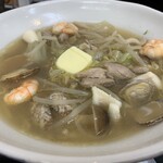 極楽うどん TKU - 魚介鶏塩ニンニクバターうどん