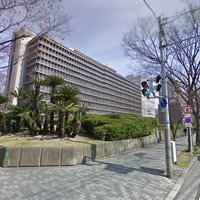 Az/ビーフン東 大阪店 - お店は、裁判所の裏です。