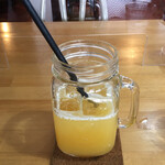トットリ コーヒー ロースター - オレンジジュース