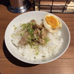 なだへこ いりこ出汁ラーメン専門店 - 