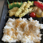 大岩食品 - このご飯がやばい^ ^夏野菜の天ぷらも美味しい