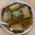 RAMEN RS 改 - 喜多方風ラーメンのアップ