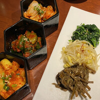 蕃 YORONIKU - 