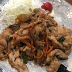 家庭料理居酒屋 よってって - ♪ご飯を食べるスタミナたけはある