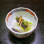 日本料理四四A2 - 山菜(蕨、ウルイ、土筆)と蛤のお浸し