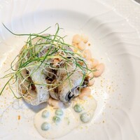 La Brianza - ケンサキイカ炭火焼きグリーンカレーソースからすみ。香ばしい炭火焼きの香り丁度いい具合い歯ざわりイカの甘いこと、からすみの塩気がまた丁度よくて。ほのかにカレー香るココナッツ感あるソースがこれまた巧み☆★