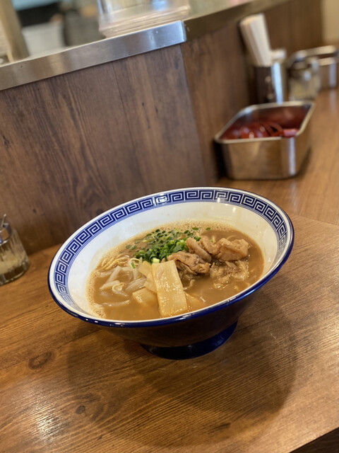 徳島ラーメン はるま 新宿西口 ラーメン 食べログ