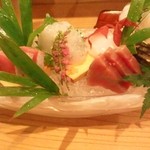 和彩　そあら - 造り盛り。ブリトロ、戻り鰹、炙り鱧、剣先、鯵