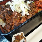 Yakiniku Horumon Ogyuu - 焼肉重 980円