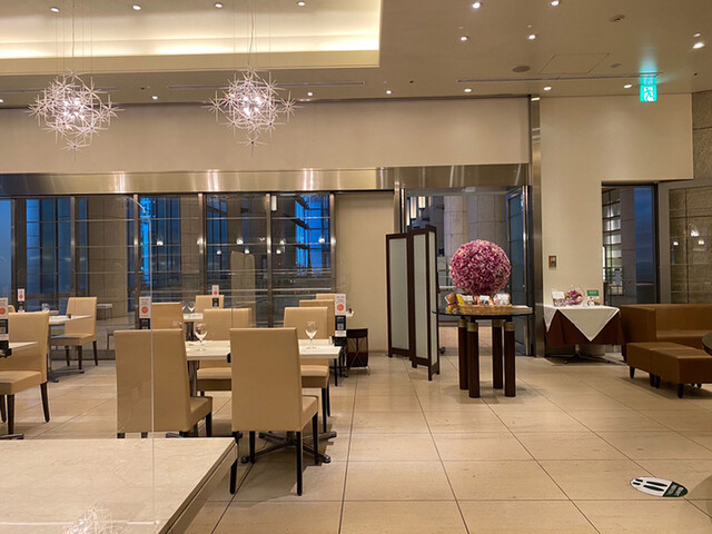 WINE &amp; DINING DE'METER photo 4