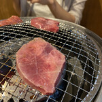 Niku Oroshi Chokuei Yakiniku Niku No Okayama - 