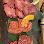 Niku Oroshi Chokuei Yakiniku Niku No Okayama - 