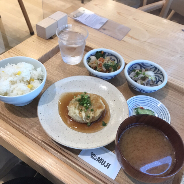 カフェ ミール ムジ 神戸bal Cafe Meal Muji 旧居留地 大丸前 カフェ ネット予約可 食べログ