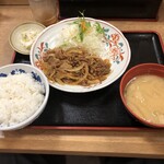牛心食堂 - 牛焼肉定食　780円