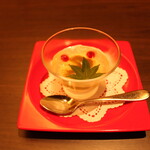 ホテルニューアワジプラザ淡路島 - 淡路島産青紫蘇のパンナコッタ　梅ジュレとコンポート