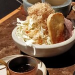 MOHEJI - 鴨とフォアグラの赤ワインソースもんじゃ