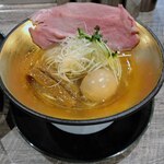名もなきラーメン 尼崎店 - 白・細麺・煮卵