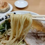 麺屋 ようすけ - 青竹手打ちの自家製麺はコシ抜群