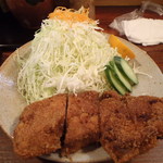 とん吉 - とんかつ定食　１０００円　とんかつ・キャベツ富士