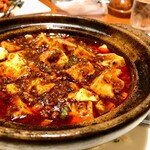中華街 桂宮 - 四川風麻婆豆腐の土鍋煮
