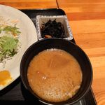 Komoriya - 定食の味噌汁（実際には豚汁）