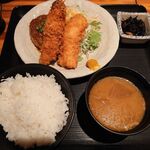 Komoriya - こもりや定食 税込870円