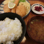 さぼてん - ミックスフライ定食・650円