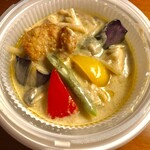 梅の花 - 料理写真:グリーンカレー弁当