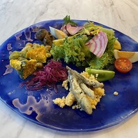 R1 TOKYO Bar&Restaurant - 
