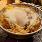 銀座 梅林 - スペシャルカツ丼　2050円