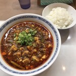 Chuukasoba Ichimuan - 四川風麻婆麺900円　半ライス100円