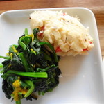 よんふくcafe - 副菜２種　小松菜と菊のおひたし　変わりポテトサラダ