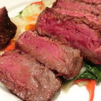 神戸牛511 - 和牛・窯焼ステーキセット(120g) 1500円 の黒毛和牛の備長炭焼き