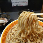 えどもんど - 麺は申し分ない美味しさ