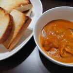 セントル ザ・ベーカリー 青山店 - イギリスパンはカレーとあわせてみました