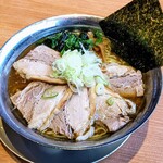 磨きの町のラーメン屋 味我駆 - チャーシュー麺(大盛)