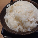 Gohan To Tororo Toro Mugise Reo Hachi Oujiten - マンモス鶏天御膳(もち麦ご飯)