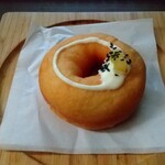 Fuwamochi Tei - ジャージークリームのスイートポテト　ドーナツ