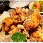 Choose from 3 to 10 fried chicken pieces! (With mayonnaise & green onion salt sauce)