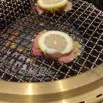 焼肉 北海道富良野牛厳選 牛追い - 