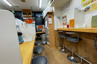 いっちゃん 本店 - 内観。