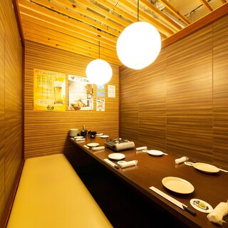 ２名様～１００名様まで個室にご案内