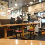 二代目 倉蔵商店 - 店舗内。