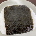 セイコーマート - 料理写真:海苔しっとりタイプ♬
塩加減は薄め…