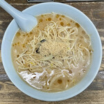 熊王ラーメン - みそ (750円)