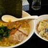 幸家 - ラーメン650円＋水餃子250円(税込)