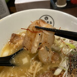 Ichimaru Ramen - チャーシューも掴めないほどトロトロ系